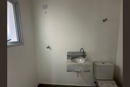 Casa para alugar com 412m², 4 quartos e 4 vagas Casa para alugar com 412m², 4 quartos e 4 vagasBanheiro de serviço