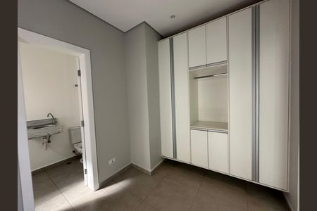 Casa para alugar com 412m², 4 quartos e 4 vagas Casa para alugar com 412m², 4 quartos e 4 vagasÁrea de Serviço