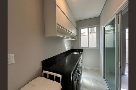 Casa para alugar com 412m², 4 quartos e 4 vagas Casa para alugar com 412m², 4 quartos e 4 vagasÁrea de Serviço