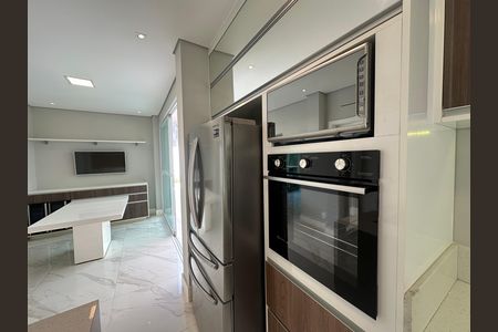 Casa para alugar com 412m², 4 quartos e 4 vagas Casa para alugar com 412m², 4 quartos e 4 vagasCozinha