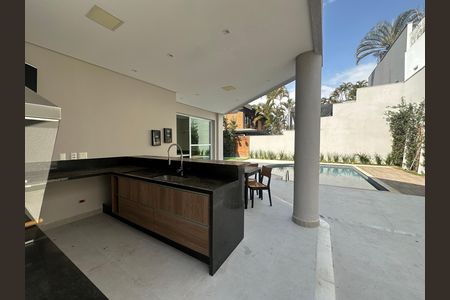 Casa para alugar com 412m², 4 quartos e 4 vagas Casa para alugar com 412m², 4 quartos e 4 vagasChurrasqueira