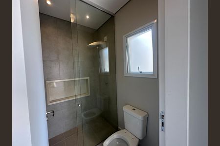 Casa para alugar com 412m², 4 quartos e 4 vagas Casa para alugar com 412m², 4 quartos e 4 vagasBanheiro Social
