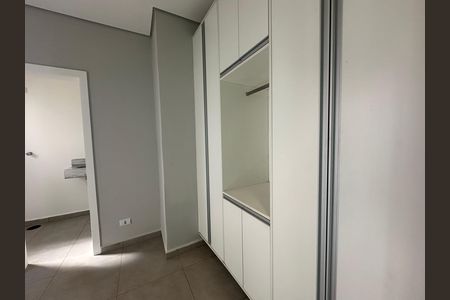 Casa para alugar com 412m², 4 quartos e 4 vagas Casa para alugar com 412m², 4 quartos e 4 vagasÁrea de Serviço
