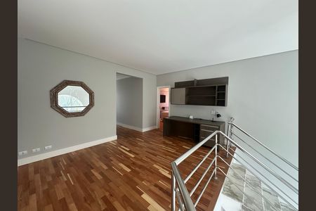 Casa para alugar com 412m², 4 quartos e 4 vagas Casa para alugar com 412m², 4 quartos e 4 vagasHall