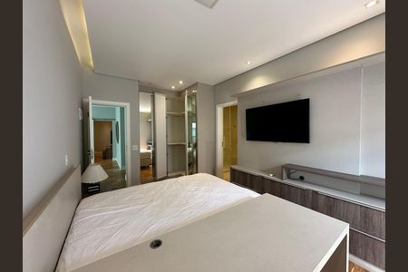 Casa para alugar com 412m², 4 quartos e 4 vagas Casa para alugar com 412m², 4 quartos e 4 vagasSuíte 2