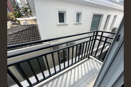 Casa para alugar com 412m², 4 quartos e 4 vagas Casa para alugar com 412m², 4 quartos e 4 vagasSacada