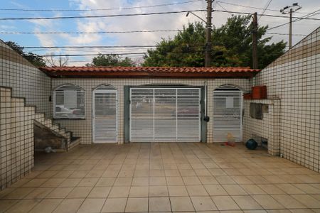 Garagem de casa à venda com 2 quartos, 500m² em Santa Maria, São Caetano do Sul