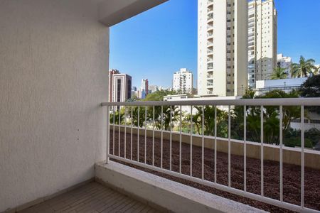 Varanda de apartamento para alugar com 1 quarto, 40m² em Super Quadra Morumbi, São Paulo