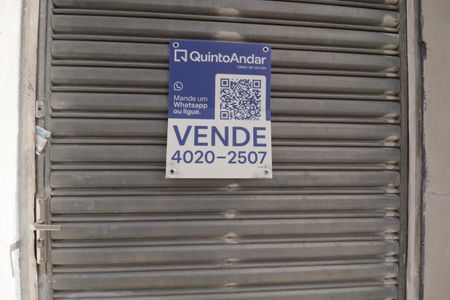 Casa à venda com 293m², 4 quartos e 6 vagasFachada