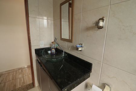 Casa à venda com 293m², 4 quartos e 6 vagasBanheiro