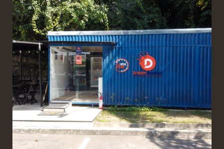 Apartamento à venda com 50m², 2 quartos e 1 vagaMercadinho