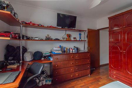 Casa à venda com 400m², 4 quartos e 4 vagasQuarto 2