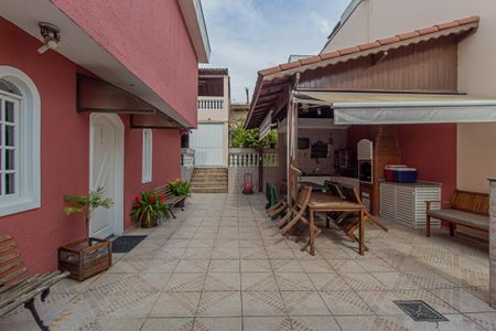 Casa à venda com 400m², 4 quartos e 4 vagasChurrasqueira