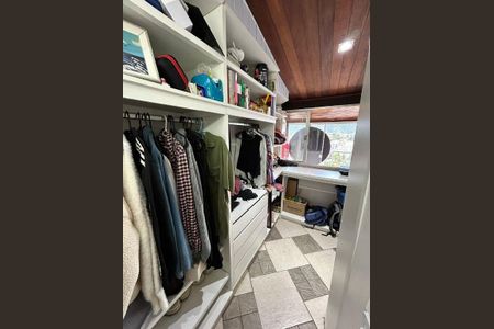 Apartamento à venda com 4 quartos, 180m² em Icaraí, Niterói