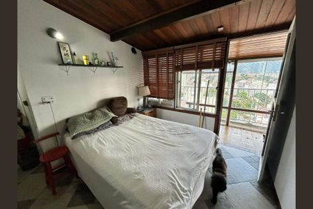 Apartamento à venda com 4 quartos, 180m² em Icaraí, Niterói
