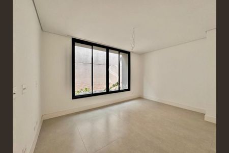 Casa de condomínio à venda com 845m², 4 quartos e 6 vagas