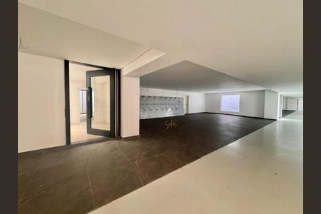 Casa de condomínio à venda com 845m², 4 quartos e 6 vagas