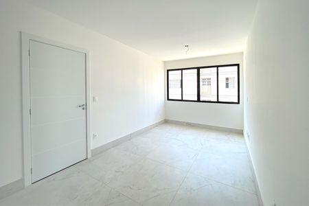 Sala de apartamento à venda com 2 quartos, 62m² em Alto Barroca, Belo Horizonte