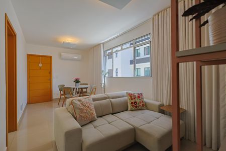 Sala de apartamento para alugar com 2 quartos, 65m² em Prado, Belo Horizonte