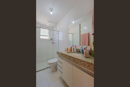 Apartamento para alugar com 65m², 2 quartos e 2 vagasBanheiro da Suíte