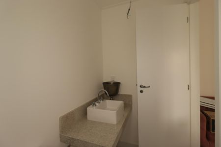 Apartamento à venda com 117m², 3 quartos e 2 vagasBanheiro da Suíte 2