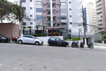 Apartamento à venda com 117m², 3 quartos e 2 vagasFachada