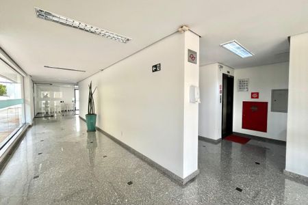 Apartamento à venda com 35m², 1 quarto e 1 vagaHall social