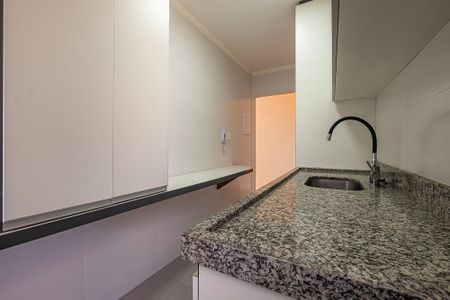 Apartamento à venda com 69m², 2 quartos e 2 vagasCozinha