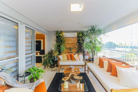 Apartamento à venda com 3 quartos, 195m² em Santo Amaro, São Paulo