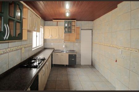 Casa à venda com 100m², 3 quartos e 2 vagas Casa à venda com 100m², 3 quartos e 2 vagasCozinha