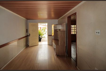 Casa à venda com 100m², 3 quartos e 2 vagas Casa à venda com 100m², 3 quartos e 2 vagasSala