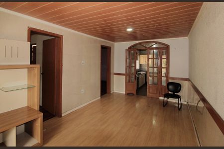 Casa à venda com 100m², 3 quartos e 2 vagas Casa à venda com 100m², 3 quartos e 2 vagasSala