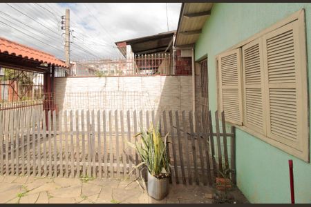 Casa à venda com 100m², 3 quartos e 2 vagas Casa à venda com 100m², 3 quartos e 2 vagasQuintal