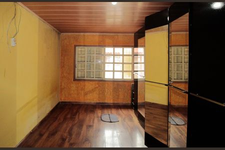 Casa à venda com 100m², 3 quartos e 2 vagas Casa à venda com 100m², 3 quartos e 2 vagasSuíte 1