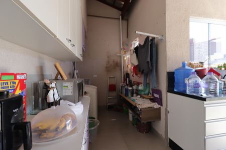 Apartamento à venda com 100m², 2 quartos e 1 vagaÁrea de Serviço