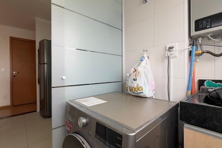 Apartamento à venda com 44m², 2 quartos e 1 vaga Apartamento à venda com 44m², 2 quartos e 1 vagaÁrea de Serviço