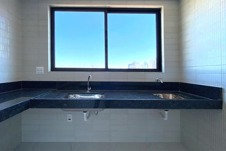 Apartamento à venda com 115m², 3 quartos e 2 vagasCozinha