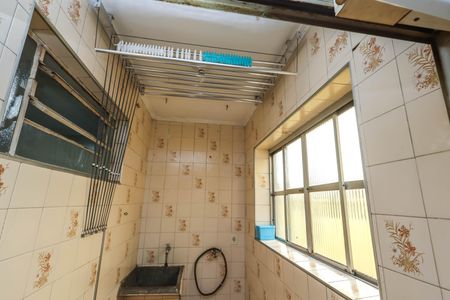 Apartamento para alugar com 58m², 2 quartos e 1 vagaÁrea de Serviço