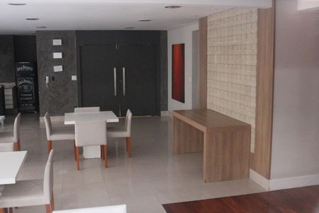 Apartamento à venda com 83m², 3 quartos e 2 vagasÁrea comum - Salão de festas