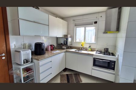 Apartamento à venda com 83m², 3 quartos e 2 vagasCozinha