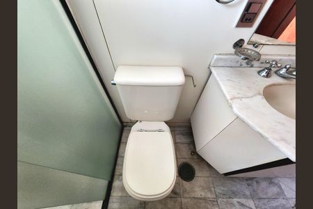 Apartamento à venda com 127m², 3 quartos e 2 vagasBanheiro Social