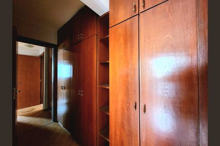 Apartamento à venda com 127m², 3 quartos e 2 vagasCorredor