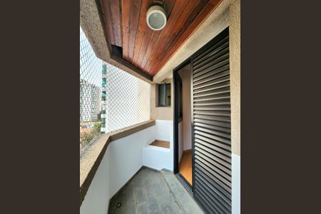 Apartamento à venda com 127m², 3 quartos e 2 vagasVaranda do quarto 2