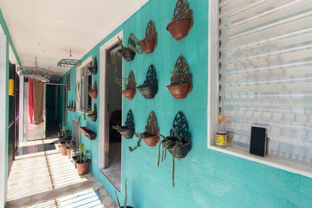 Casa à venda com 30m², 1 quarto e 1 vaga Casa à venda com 30m², 1 quarto e 1 vagaEntrada