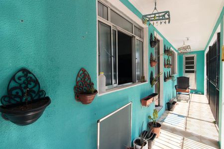 Casa à venda com 30m², 1 quarto e 1 vaga Casa à venda com 30m², 1 quarto e 1 vagaEntrada