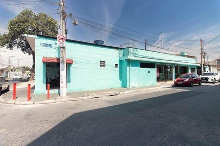 Casa à venda com 30m², 1 quarto e 1 vaga Casa à venda com 30m², 1 quarto e 1 vagaFachada