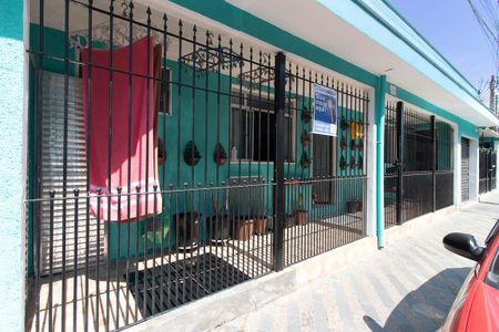 Casa à venda com 30m², 1 quarto e 1 vaga Casa à venda com 30m², 1 quarto e 1 vagaFachada