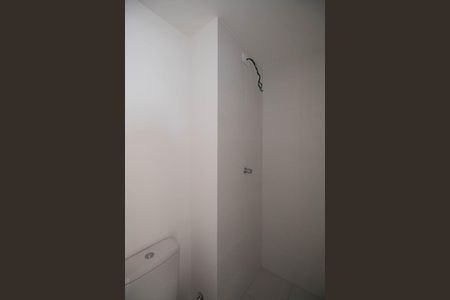 Apartamento para alugar com 33m², 2 quartos e sem vaga Apartamento para alugar com 33m², 2 quartos e sem vagaBanheiro