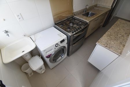 Apartamento para alugar com 59m², 2 quartos e 1 vagaCozinha e Área de Serviço