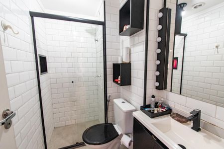 Banheiro de kitnet/studio à venda com 1 quarto, 24m² em Sé, São Paulo